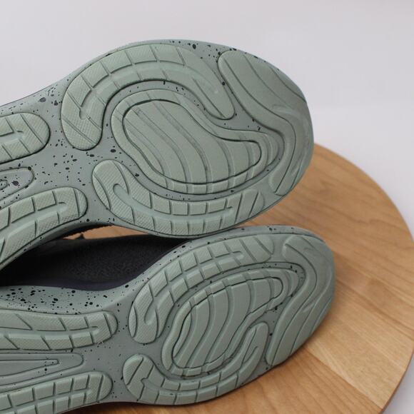 Lululemon Shoes Womens 8 Chargefeel Workout Low 2 Training Athletic Gym Gray - Picture 6 of 9